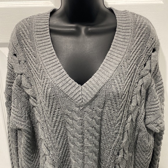 Elan Cable Knit Lace Up Detail Long Sleeve Sweater - Picture 2 of 12